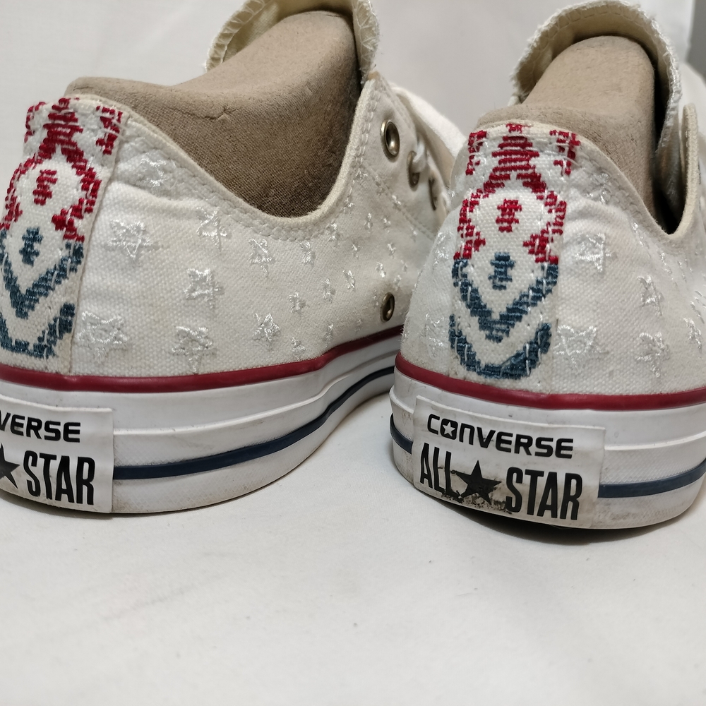 Converse Chuck Taylor All Star Ox Stars Low Tops w/Embroidered Stars